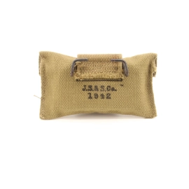 First aid pouch US Army 1942