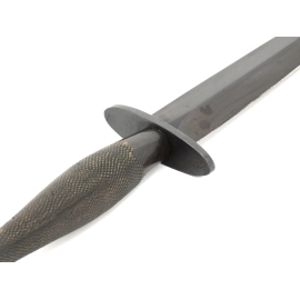 Fairbairn Sykes B-2 Dagger