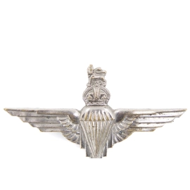 Cap badge Parachute Regiment British Airborne