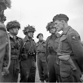 Title "Parachute Regiment" British Army