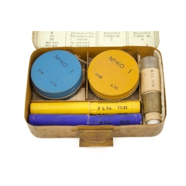 Ensemble Detector MK2 & Pompe MK2 British Army 1943