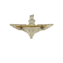Cap badge Parachute Regiment British Airborne