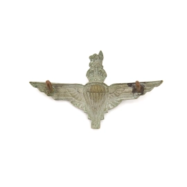 Cap badge Parachute Regiment British Airborne
