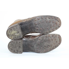 Paire de brodequins de combat 1944