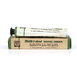Milk-i-dent US Army tooth paste